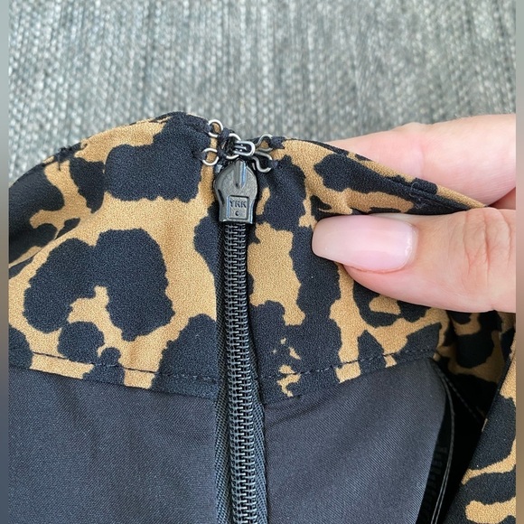 Leopard Black and Tan skirt skort shorts Guess size 4 - Picture 6 of 11